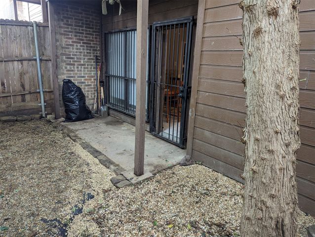 7522 Holly Hill Drive 59, Dallas, TX 75231