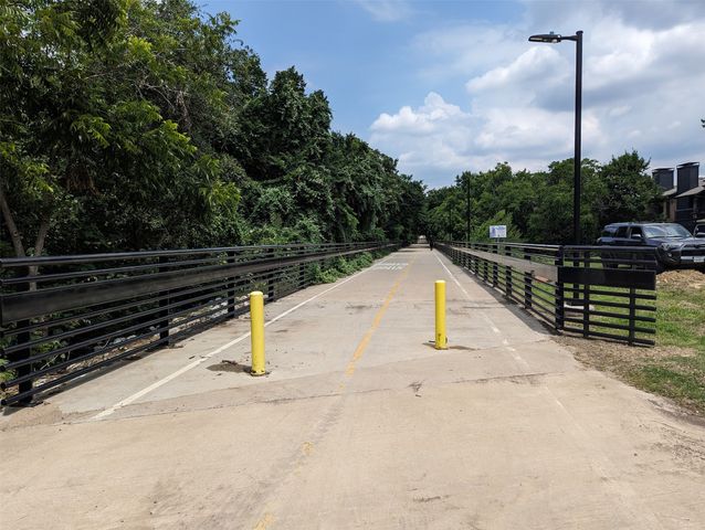 7522 Holly Hill Drive 59, Dallas, TX 75231