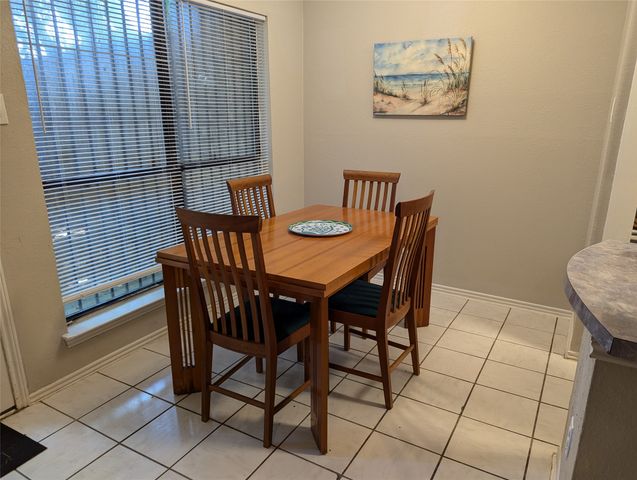 7522 Holly Hill Drive 59, Dallas, TX 75231