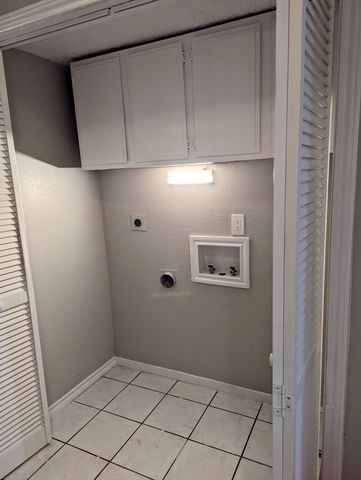 7522 Holly Hill Drive 59, Dallas, TX 75231