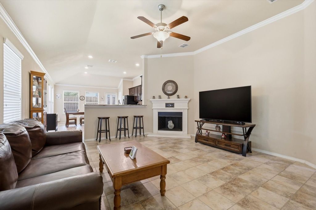 5104 Texana Drive, Frisco, TX 75036
