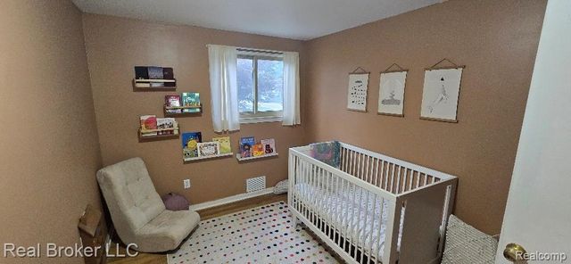 33915 Sequoia Street, Westland, MI 48185