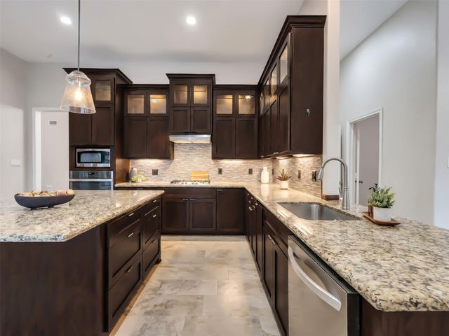 2312 Carriage Run E, Conroe, TX 77384