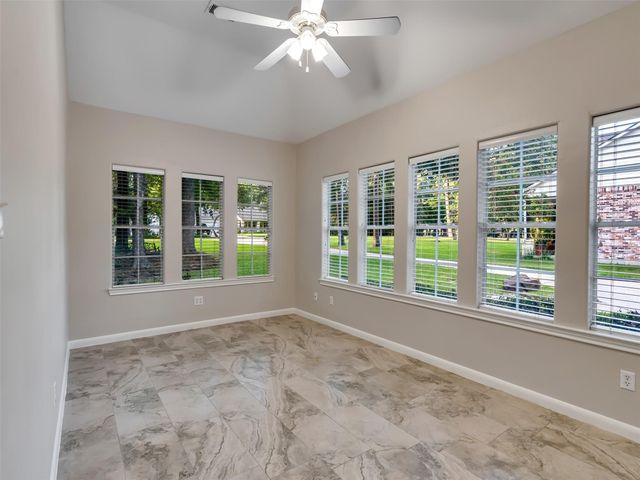 2312 Carriage Run E, Conroe, TX 77384