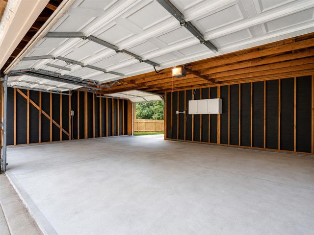 2312 Carriage Run E, Conroe, TX 77384