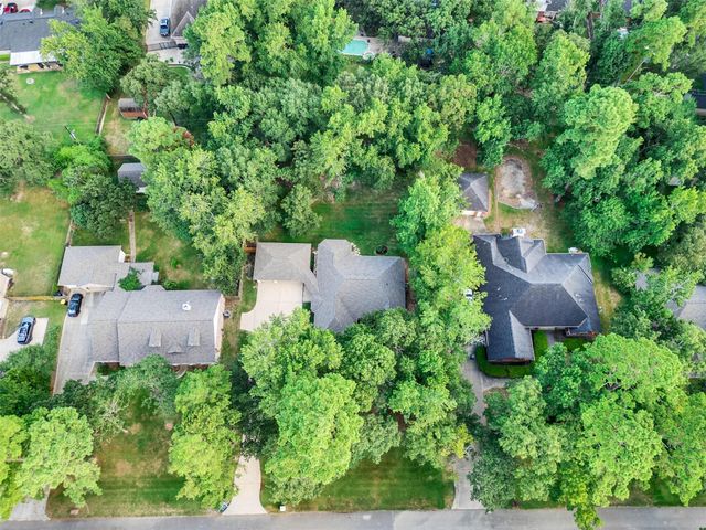 2312 Carriage Run E, Conroe, TX 77384