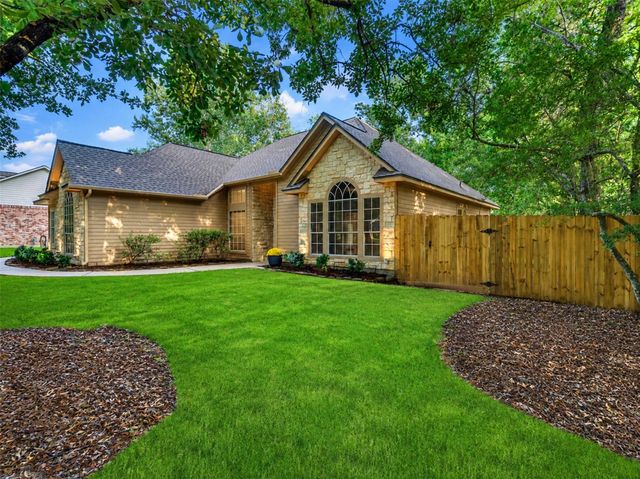 2312 Carriage Run E, Conroe, TX 77384