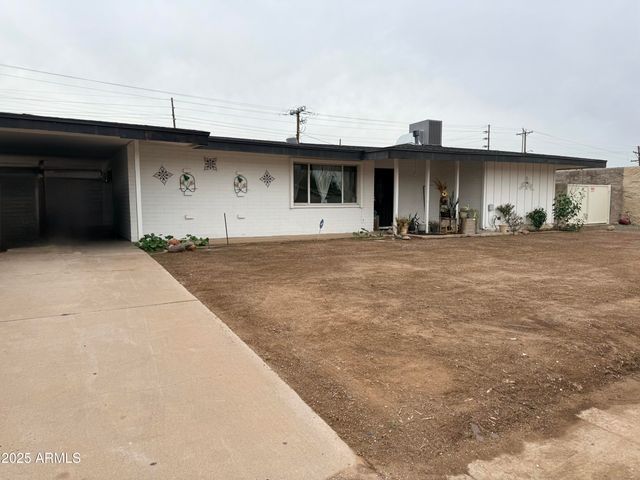 5821 W Clarendon Avenue, Phoenix, AZ 85031