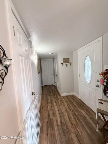 5821 W Clarendon Avenue, Phoenix, AZ 85031