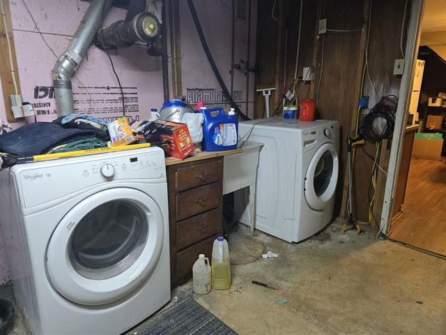 166 W Lowry Drive, Brooklyn, MI 49230