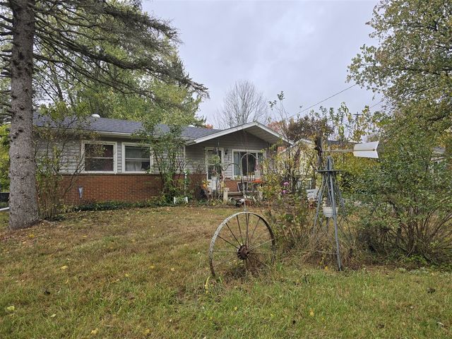 166 W Lowry Drive, Brooklyn, MI 49230