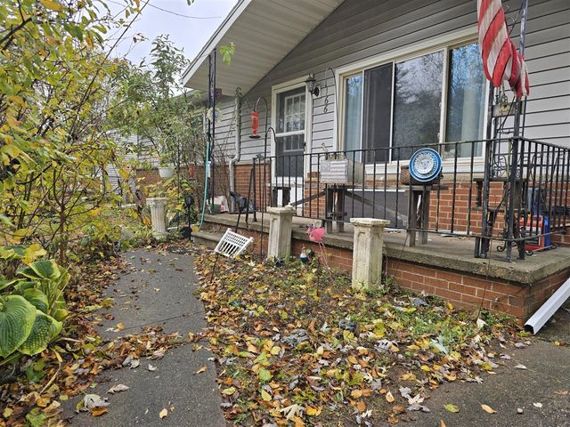 166 W Lowry Drive, Brooklyn, MI 49230