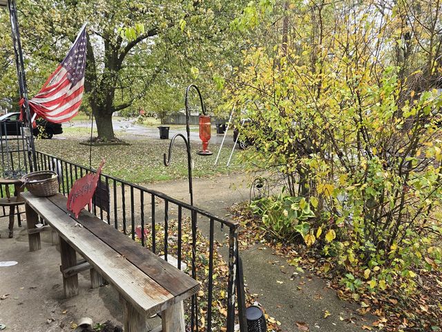 166 W Lowry Drive, Brooklyn, MI 49230