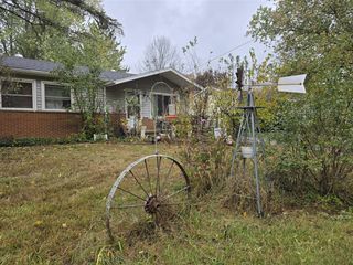 166 W Lowry Drive, Brooklyn, MI 49230