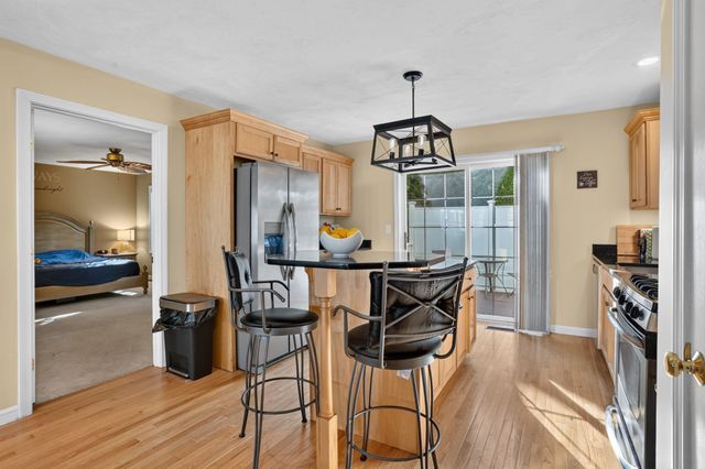 1 Tanglewood Park Dr 1, Haverhill, MA 01830