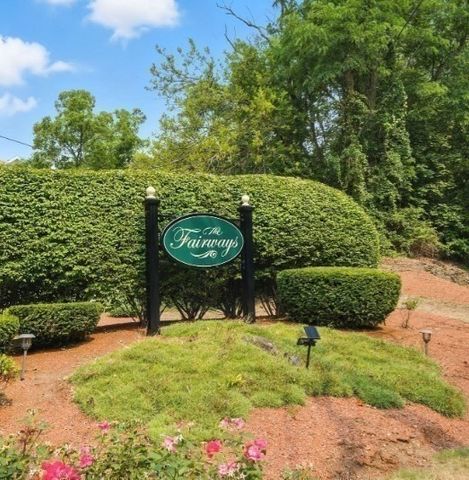 1 Tanglewood Park Dr 1, Haverhill, MA 01830
