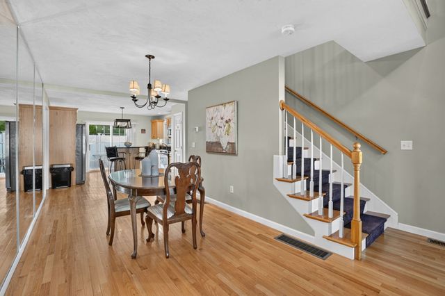 1 Tanglewood Park Dr 1, Haverhill, MA 01830