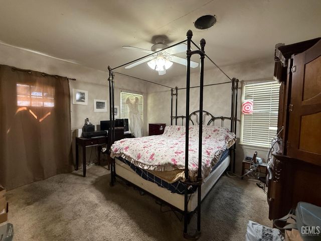 2512 Barnett Street, Bakersfield, CA 93308
