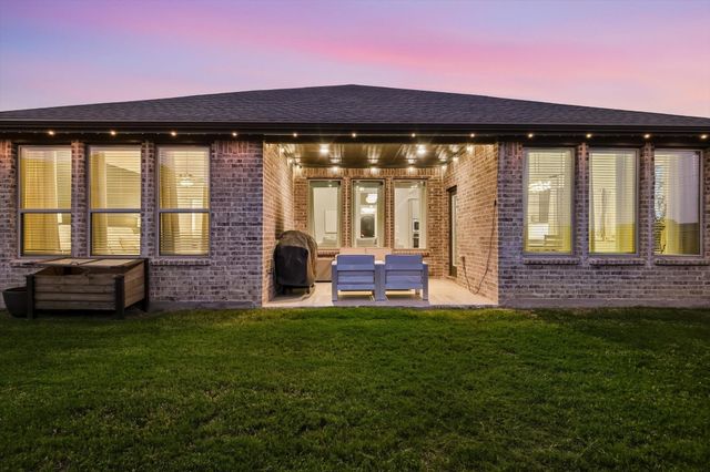 5112 Holy Springs Road, Denton, TX 76207