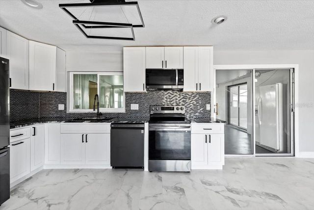 1436 MARDRAKE ROAD, Daytona Beach, FL 32114