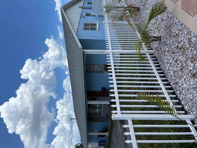 3308 Lake Avenue, West Palm Beach, FL 33405