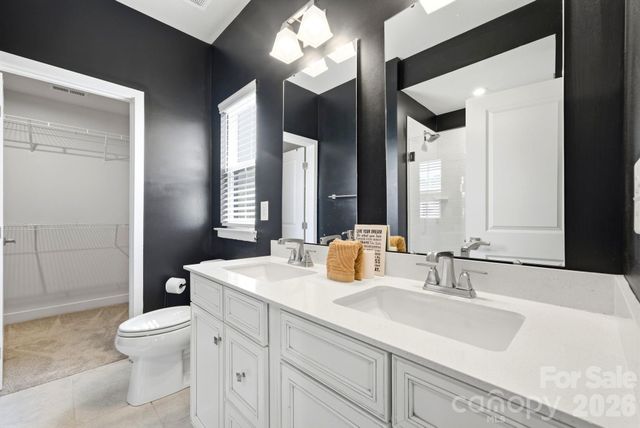 804 Broad River Lane, Charlotte, NC 28211