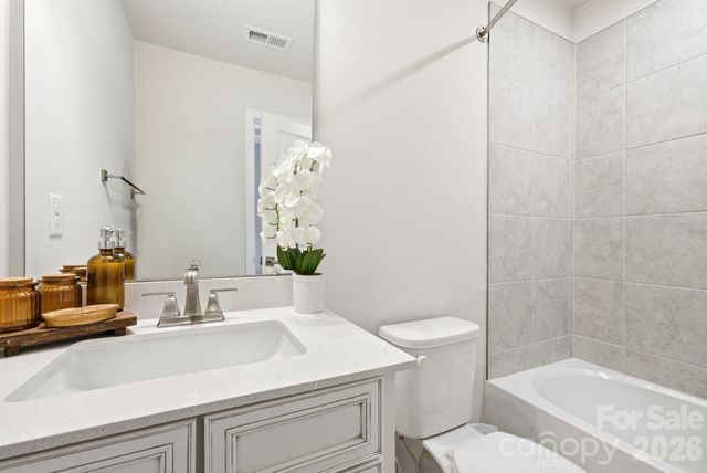 804 Broad River Lane, Charlotte, NC 28211