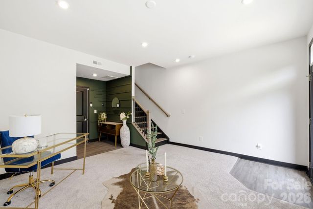 804 Broad River Lane, Charlotte, NC 28211