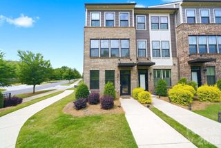 804 Broad River Lane, Charlotte, NC 28211