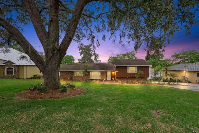 2874 E CROOKED LAKE DRIVE, Eustis, FL 32726