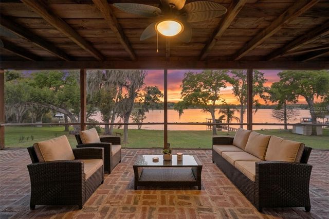 2874 E CROOKED LAKE DRIVE, Eustis, FL 32726