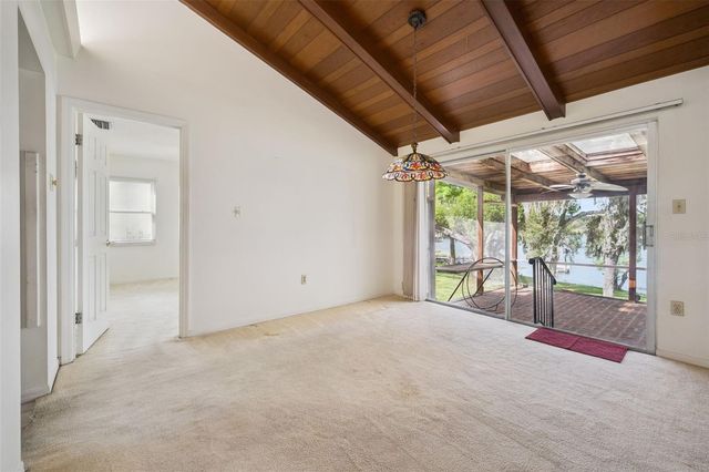 2874 E CROOKED LAKE DRIVE, Eustis, FL 32726