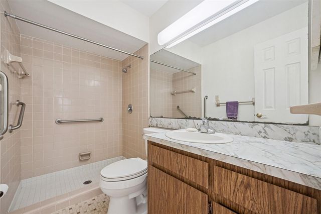 2874 E CROOKED LAKE DRIVE, Eustis, FL 32726