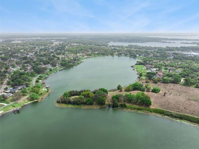 2874 E CROOKED LAKE DRIVE, Eustis, FL 32726