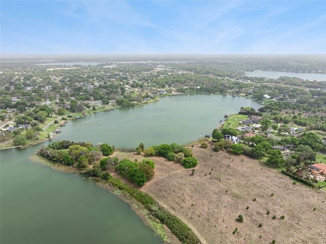 2874 E CROOKED LAKE DRIVE, Eustis, FL 32726