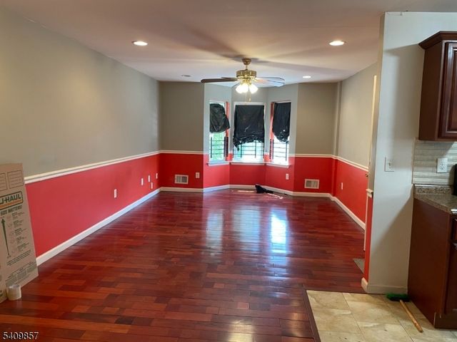 24 N 7Th St, Newark City, NJ 07107