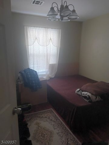 24 N 7Th St, Newark City, NJ 07107