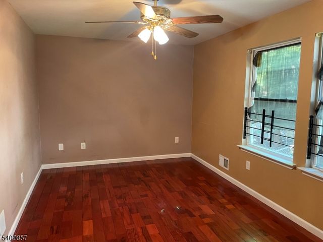 24 N 7Th St, Newark City, NJ 07107