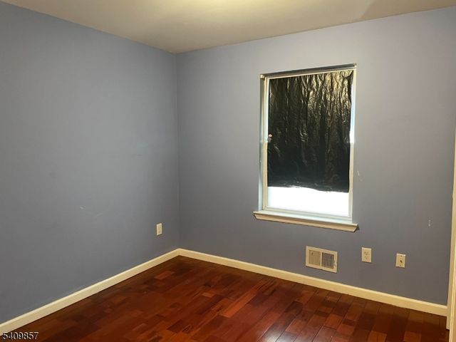 24 N 7Th St, Newark City, NJ 07107