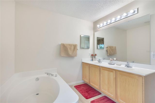 16012 HORIZON COURT, Clermont, FL 34711