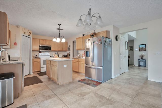 16012 HORIZON COURT, Clermont, FL 34711