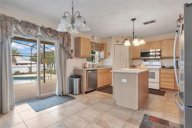 16012 HORIZON COURT, Clermont, FL 34711