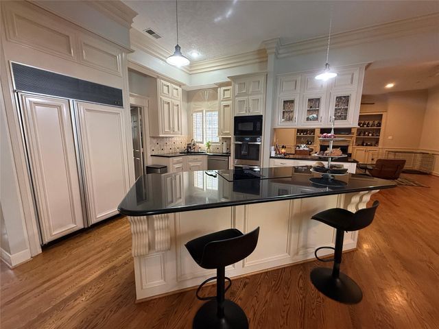 15923 Harwick Drive, Spring, TX 77379