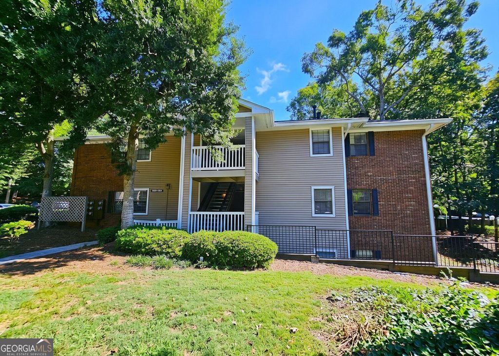 306 Barrington Hills Drive, Sandy Springs, GA 30350 — exterior