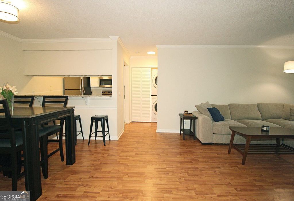 306 Barrington Hills Drive, Sandy Springs, GA 30350 — photo 3