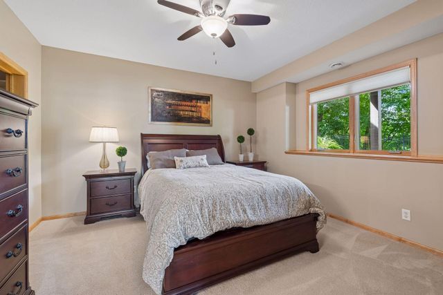18000 Turtle Point, Eden Prairie, MN 55347