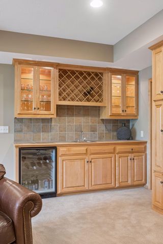 18000 Turtle Point, Eden Prairie, MN 55347