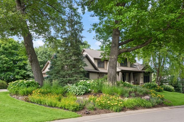 18000 Turtle Point, Eden Prairie, MN 55347
