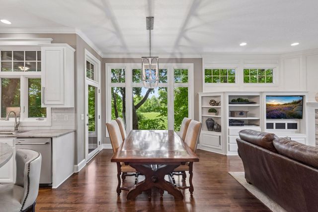 18000 Turtle Point, Eden Prairie, MN 55347