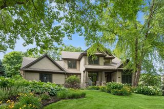 18000 Turtle Point, Eden Prairie, MN 55347